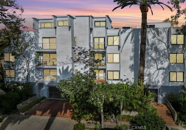 7505-hampton-avenue-4-west-hollywood-ca-90046/hzid_c0ce4e63