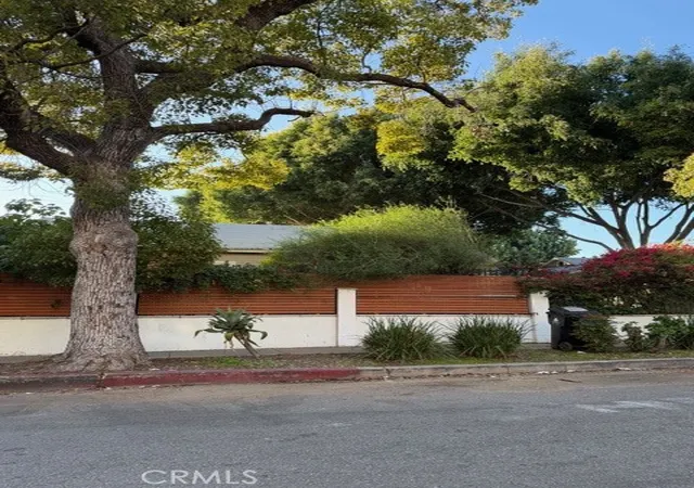 1537-n-serrano-ave-los-angeles-ca-90027/hzid_d83beaea