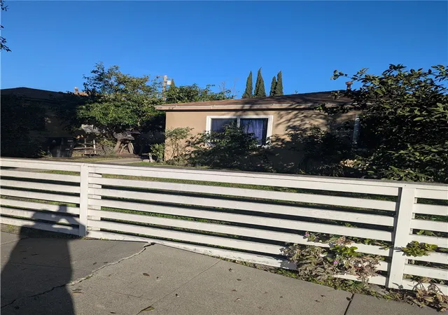 829-e-century-los-angeles-ca-90002/hzid_2dc23f5f