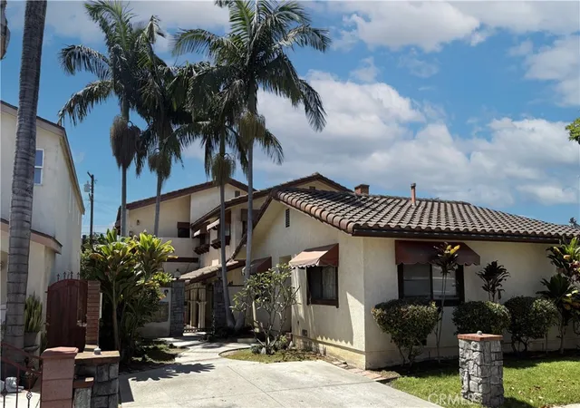 246-e-hullett-st-long-beach-ca-90805/hzid_540f2337