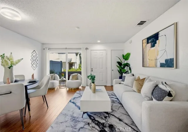 1663-caffrey-west-covina-ca-91791/hzid_b71c2184