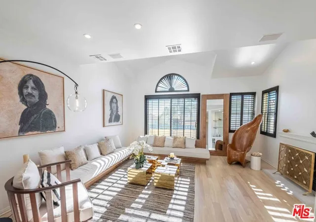 6465-zuma-view-pl-161-malibu-ca-90265/hzid_38986586
