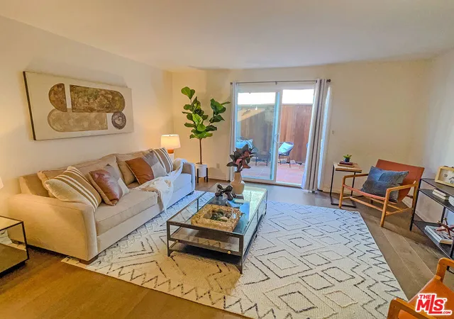 2624-kansas-ave-11-santa-monica-ca-90404/hzid_d04018b4