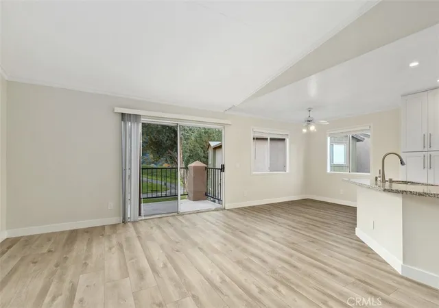 2576-avenida-del-204-corona-ca-92882/hzid_e487c8cc