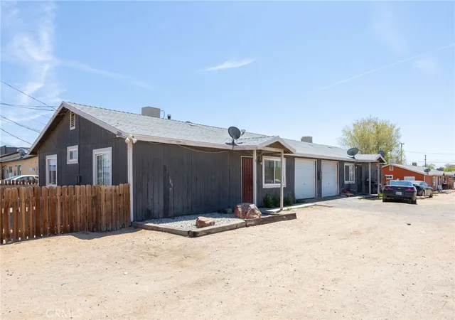 12025-chamberlaine-way-adelanto-ca-92301/hzid_dde7f5de