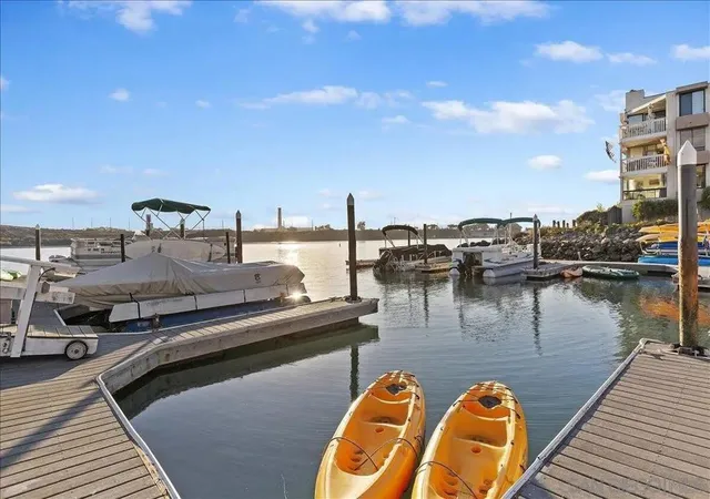 4747-marina-dr-23-carlsbad-ca-92008/hzid_29b91dcc
