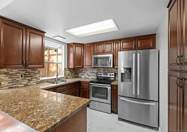 1261-34th-street-28-san-diego-ca-92102/hzid_5d200cda