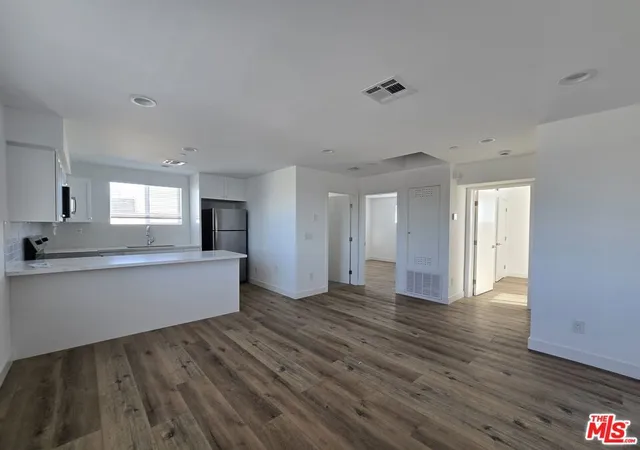 449-w-74th-street-los-angeles-ca-90003/hzid_a6a58c15
