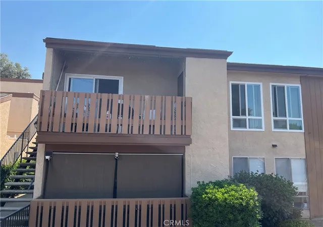 1051-rock-springs-241-escondido-ca-92026/hzid_27f2f2a2