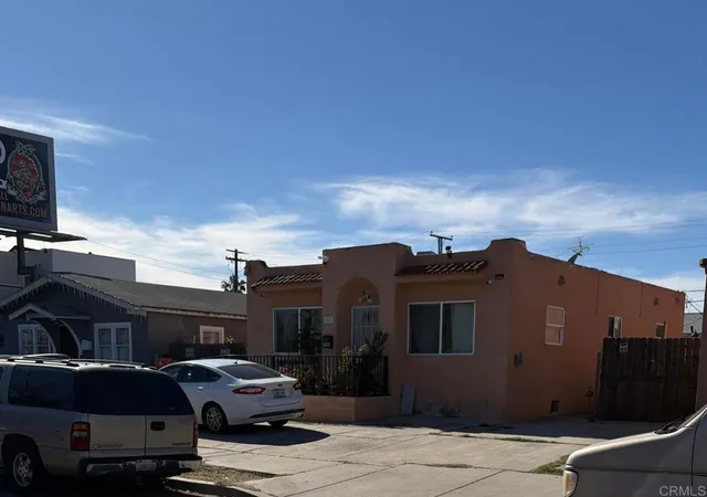 4220-22-40th-street-san-diego-ca-92105/hzid_82de409d