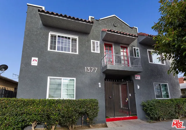 1377-warren-ave-long-beach-ca-90813/hzid_b101cc8d