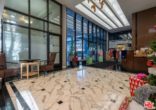 880-w-1st-st-506-los-angeles-ca-90012/hzid_e769d2be