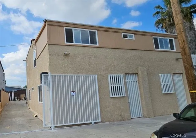 9705-s-normandie-los-angeles-ca-90044/hzid_d792b979
