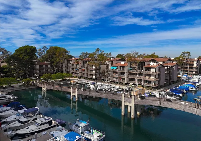 7338-marina-pacifica-n-long-beach-ca-90803/hzid_bec49b3a