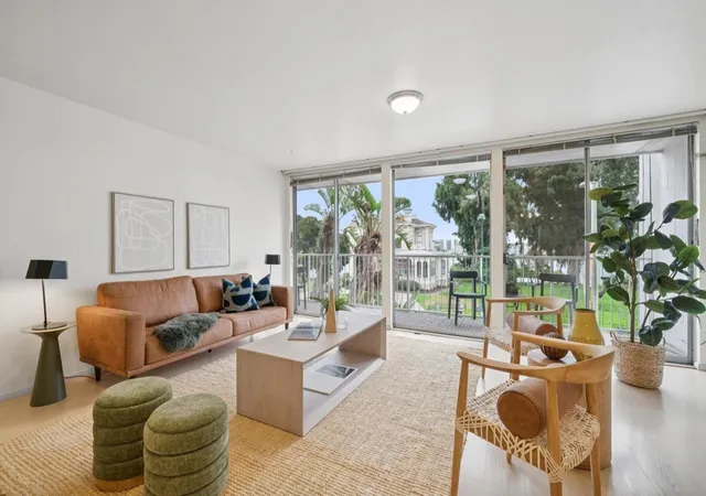 1425-lakeside-dr-201-oakland-ca-94612/hzid_bf485a32