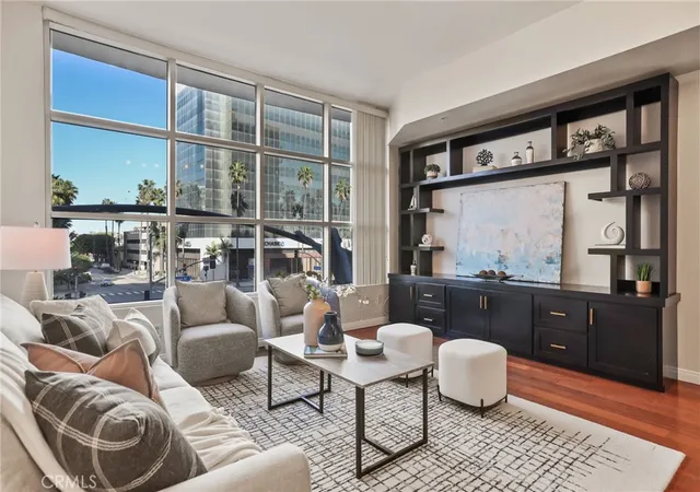 388-e-ocean-blvd-305-long-beach-ca-90802/hzid_148af935