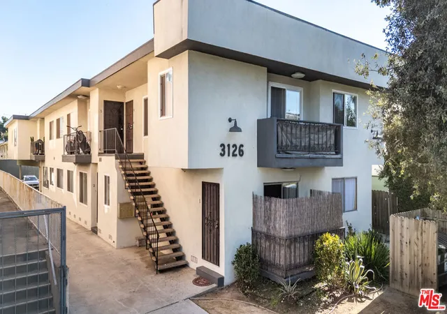 3126-s-canfield-ave-los-angeles-ca-90034/hzid_dd2db3bb
