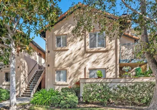 11325-avenida-de-los-lobos-unit-d-san-diego-ca-92127/hzid_83f1ecfe