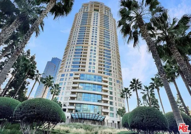 1-w-century-dr-28b-los-angeles-ca-90067/hzid_d902270d