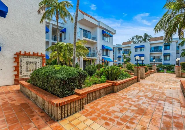8324-regents-rd-unit-1b-unit-1b-san-diego-ca-92122/hzid_c5d13f89