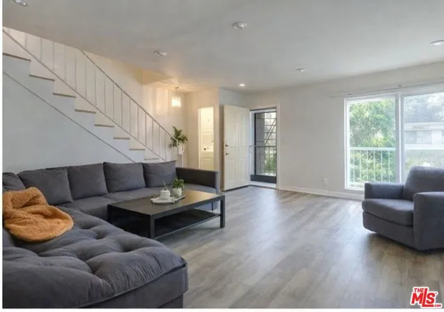 7000-s-la-cienega-blvd-28-inglewood-ca-90302/hzid_346ed9a3