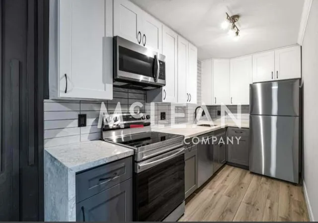 2809-n-los-felices-cir-e-212-palm-springs-ca-92262/hzid_d1cb4054