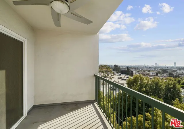 8550-holloway-dr-405-los-angeles-ca-90069/hzid_fddf7919