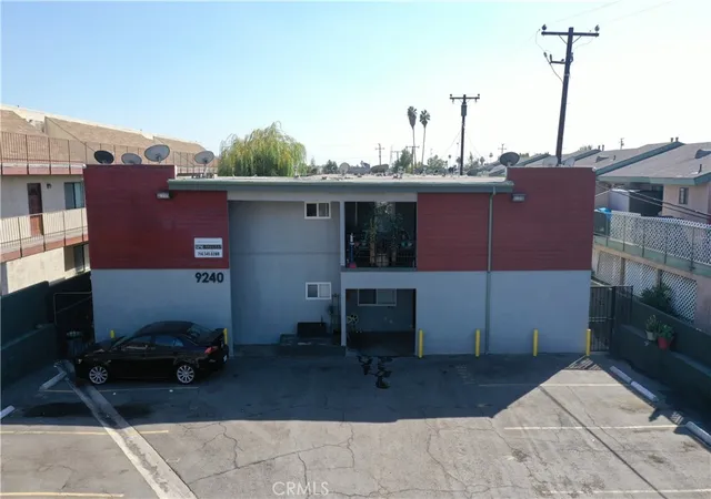 9240-palm-st-bellflower-ca-90706/hzid_066ed224