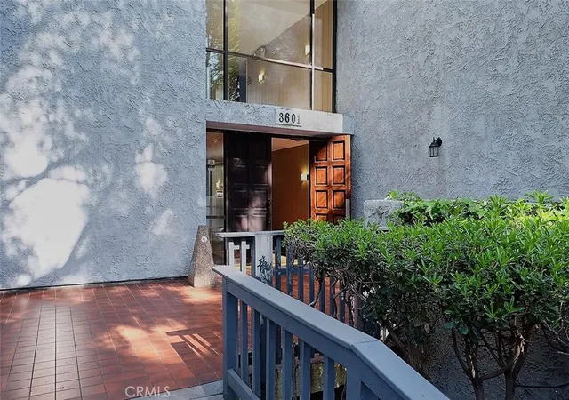 3601-w-hidden-ln-121-rolling-hills-estates-ca-90274/hzid_8a4f86b5