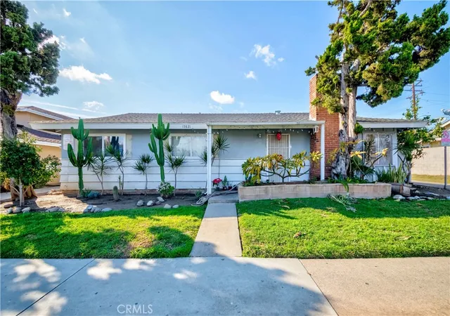 15821-s-myrtle-tustin-ca-92780/hzid_1631892f