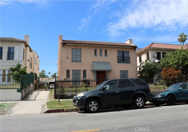 109-s-catalina-st-los-angeles-ca-90004/hzid_bdab4621