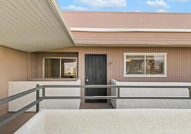 420-n-villa-207-palm-springs-ca-92262/hzid_1856d215