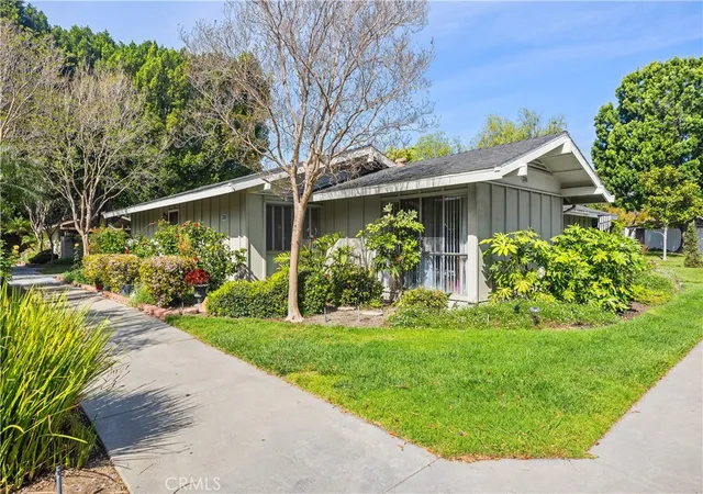 338-a-avenida-sevilla-a-laguna-woods-ca-92637/hzid_ad1ea9aa