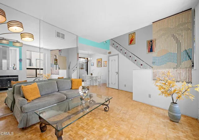 1340-glenwood-rd-17-glendale-ca-91201/hzid_2d8699ff