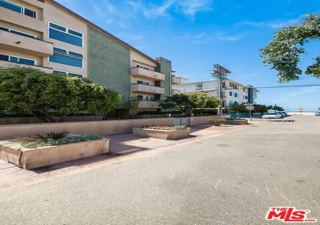 16-quarterdeck-st-102-marina-del-rey-ca-90292/hzid_2765eea1
