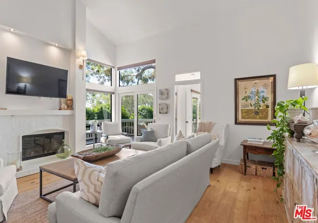11-rocky-knoll-12-irvine-ca-92612/hzid_df0ac531