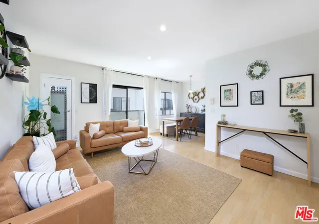 6250-fulton-ave-205-van-nuys-ca-91401/hzid_fedf5c6e