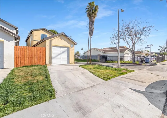 2027-east-105th-los-angeles-ca-90002/hzid_349769cd