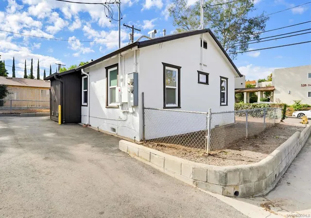 537-deluz-rd-fallbrook-ca-92028/hzid_97fb94f0