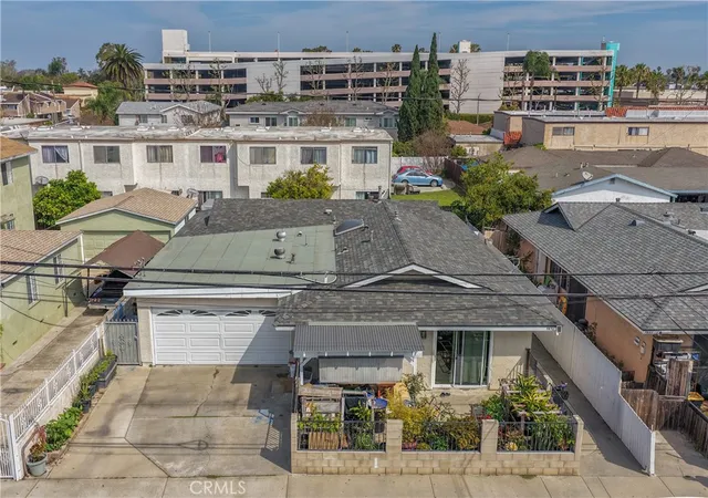 7851-cypress-a-b-huntington-beach-ca-92647/hzid_506c2a49
