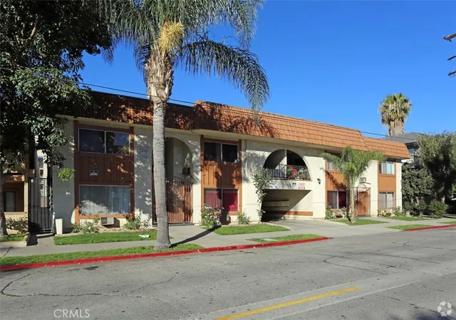 1416-n-spurgeon-st-santa-ana-ca-92701/hzid_00ebe757