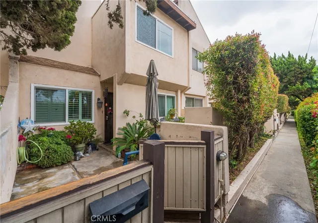 16710-orange-ave-a1-paramount-ca-90723/hzid_5b305cdf