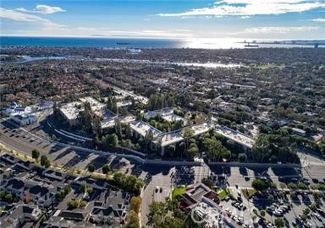 564-n-bellflower-blvd-315-long-beach-ca-90814/hzid_d118c50b