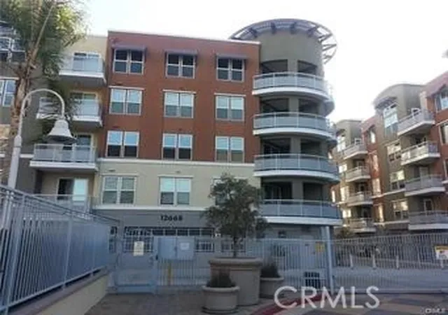 12668-chapman-2104-garden-grove-ca-92840/hzid_dda8c313