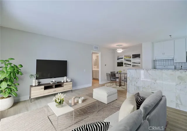 2861-s-fairview-a-santa-ana-ca-92704/hzid_4cd38feb
