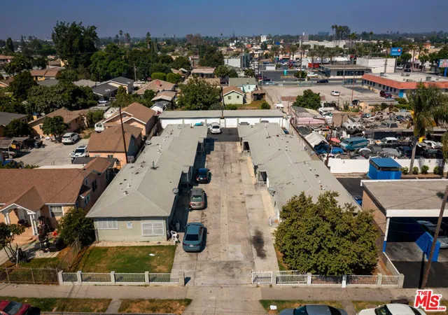 1307-e-peck-st-compton-ca-90221/hzid_03f8aaf3