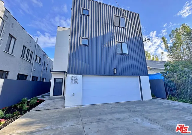 1625-w-37th-place-los-angeles-ca-90018/hzid_6265db3f