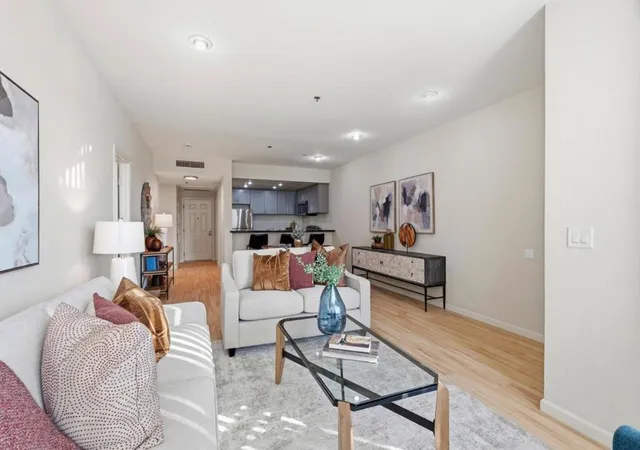 411-park-ave-105-san-jose-ca-95110/hzid_c6ba0182