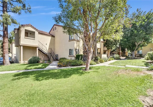 1136-w-blaine-st-203-riverside-ca-92507/hzid_913cb4fe