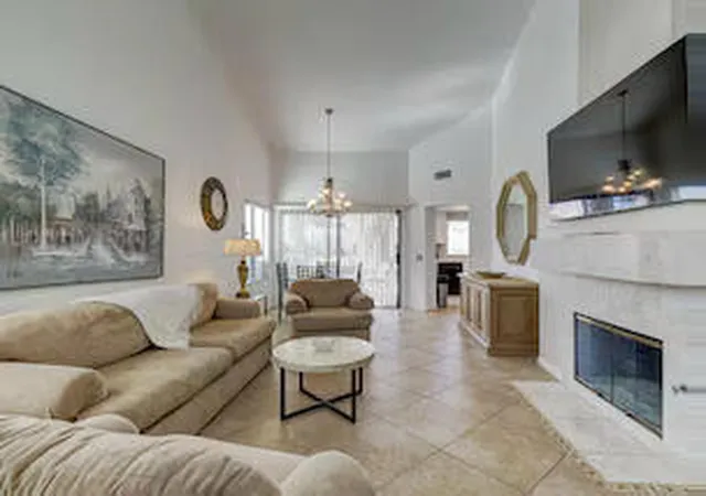 41491-kansas-st-palm-desert-ca-92211/hzid_cb4e5d18
